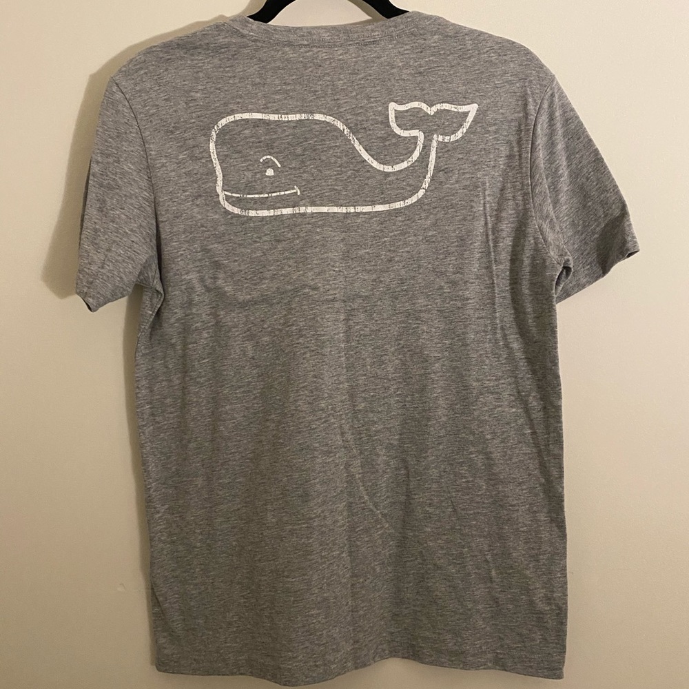 VINEYARD VINES TEE (boys L)